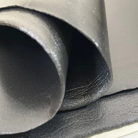 Arkusz z czarnej pianki PVC o średniej gęstości